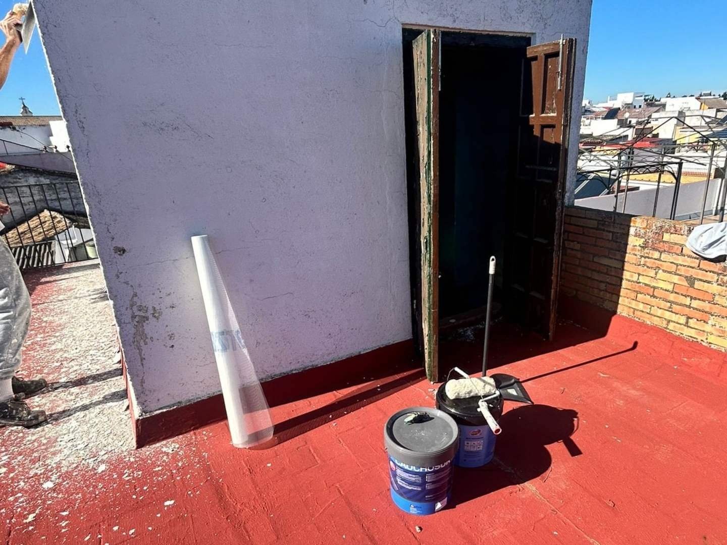 7 jose-angel-pintor-pintura-interior-fachadas-impermeabilizacion-azoteas-viviendas-sevilla